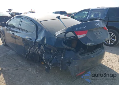 2013 Hyundai Elantra Gls from USA, damaged, VIN KMHDH4AEXDU664165